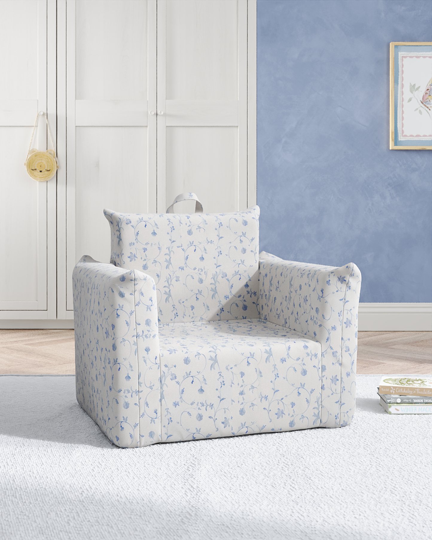 The Trellis Hug Mini Chair