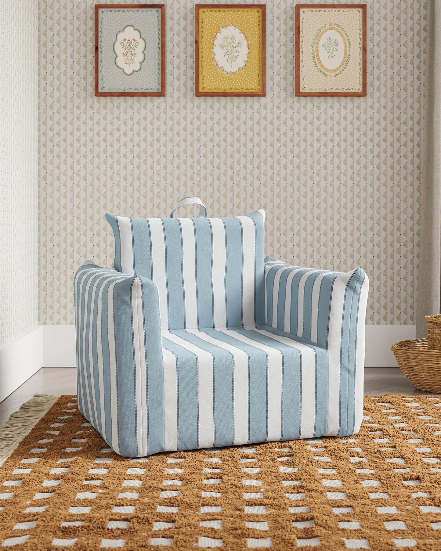 Trimmed Stripe in Cloudless