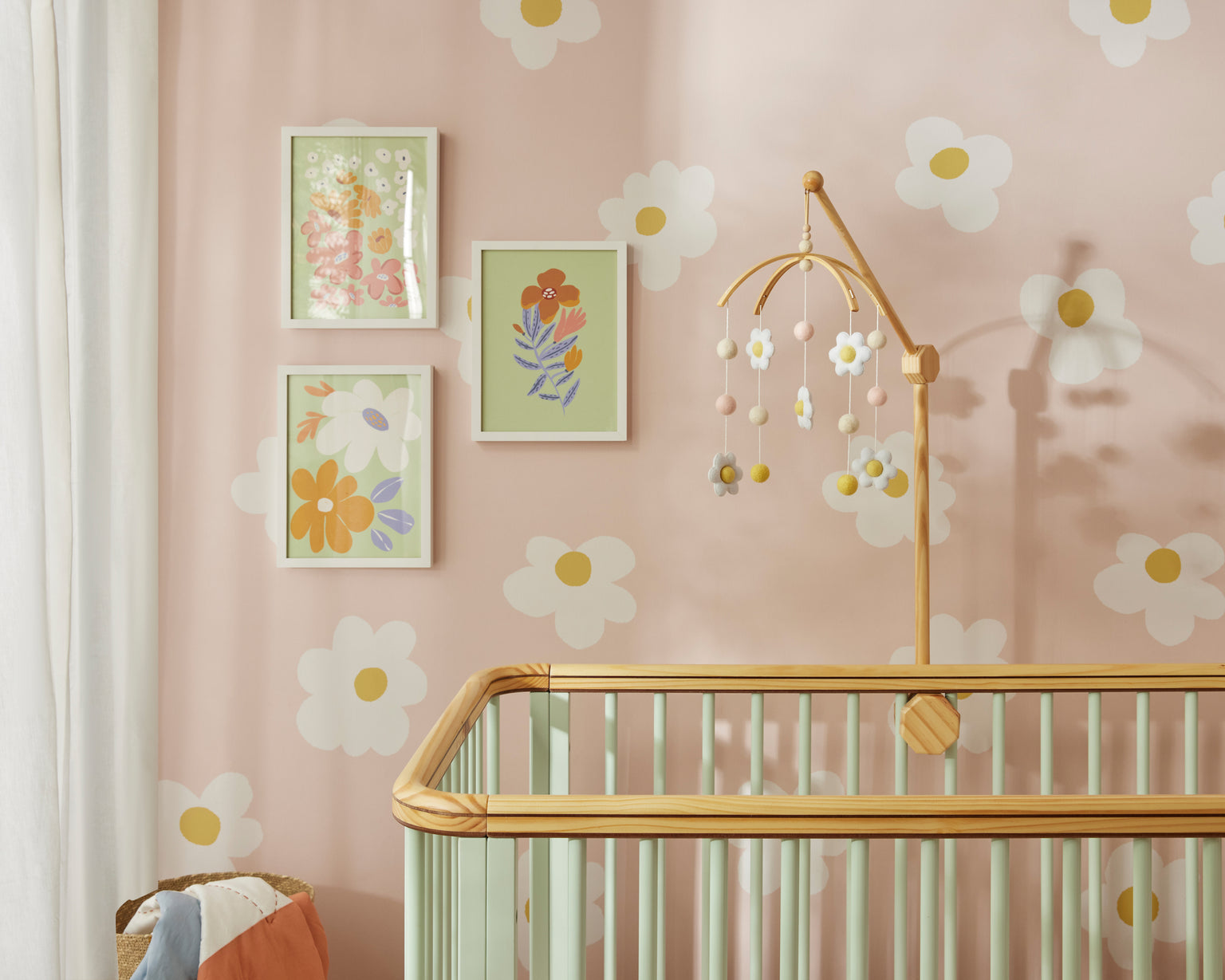 Wall Decor Ideas for the Nursery