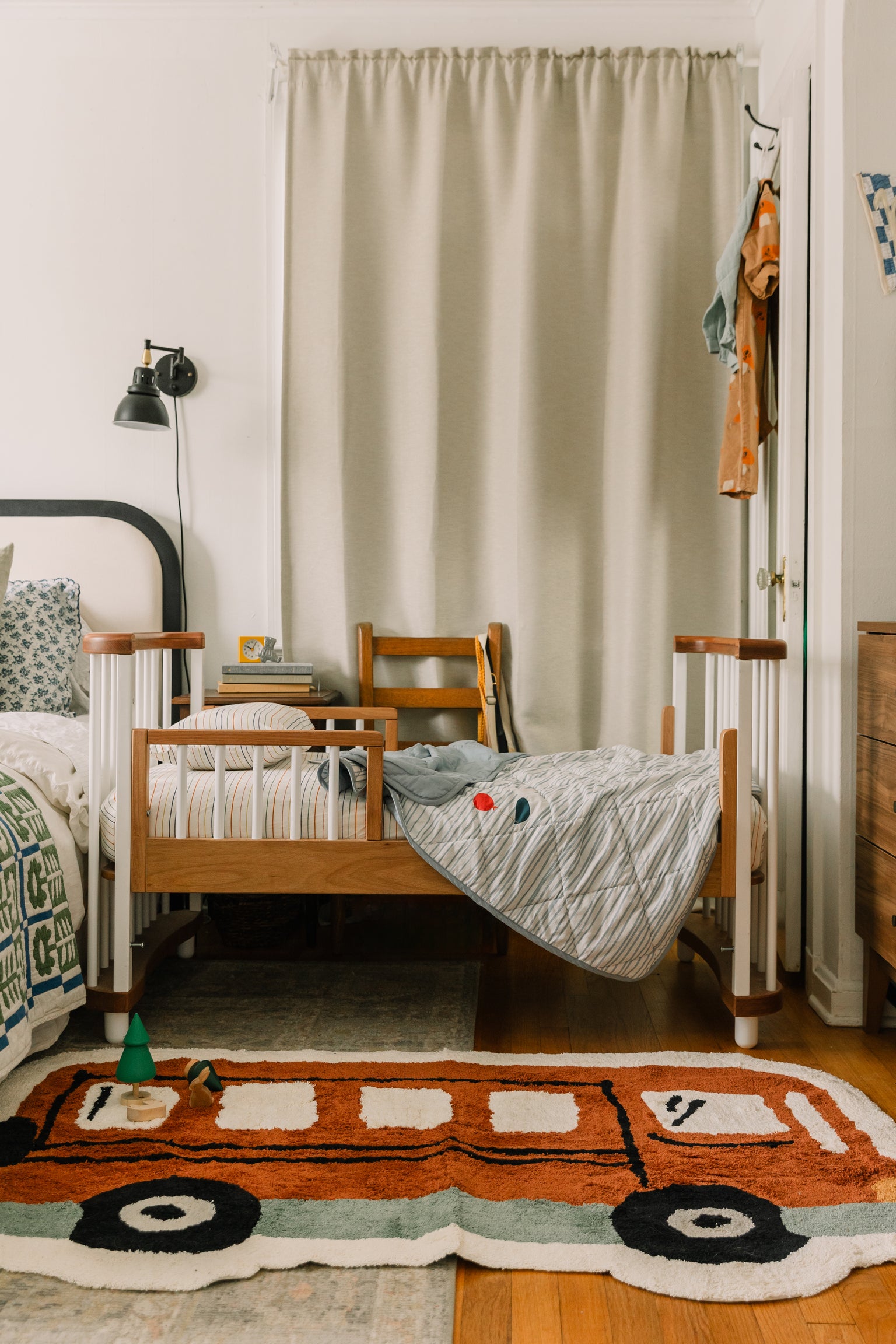 Cribs | 3-in-1 Convertible Cribs | Nestig
