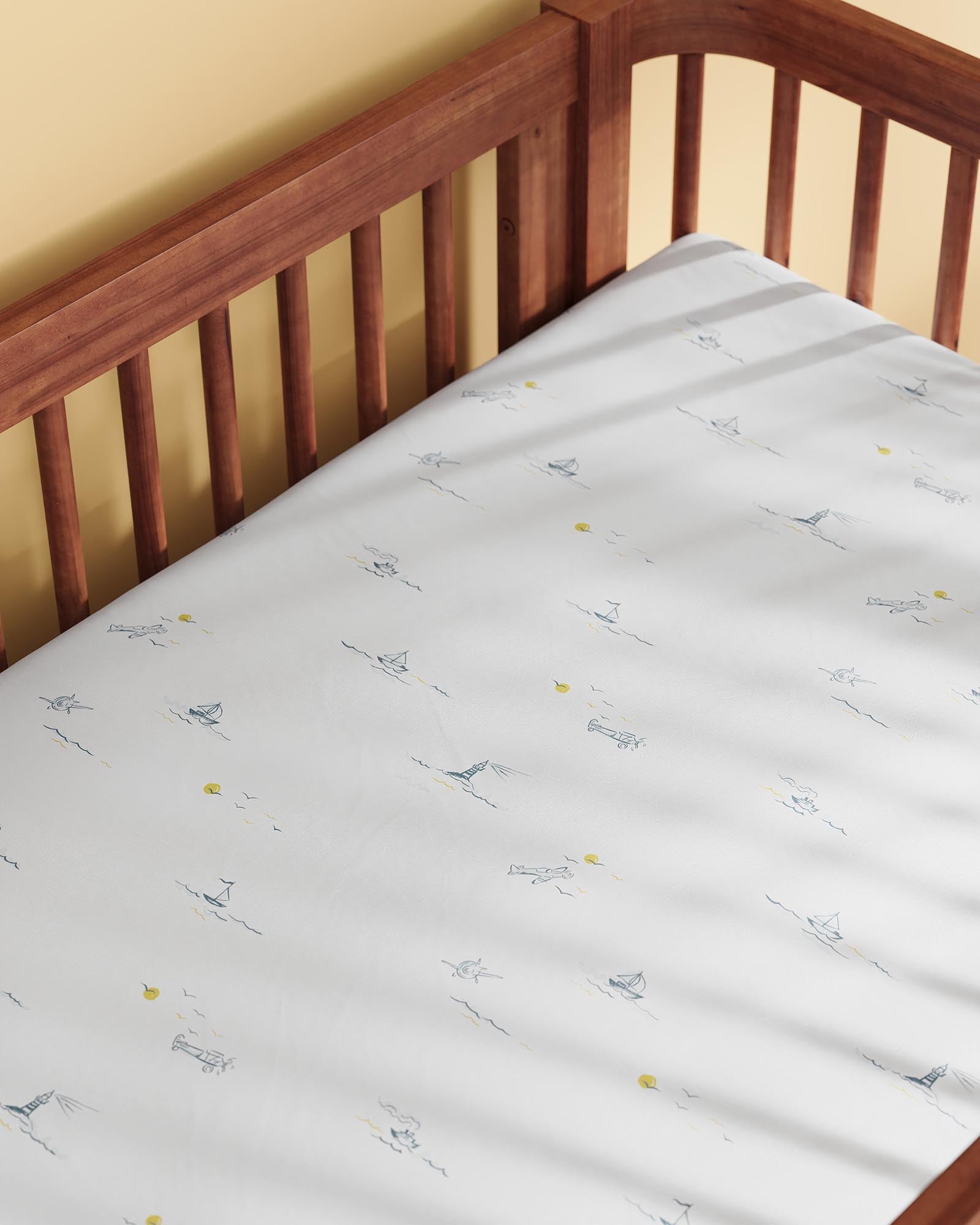Nestig x Lindsay Lohan Full Crib Set Sail Sheet Set