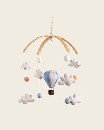Nestig Bon Voyage Baby Mobile