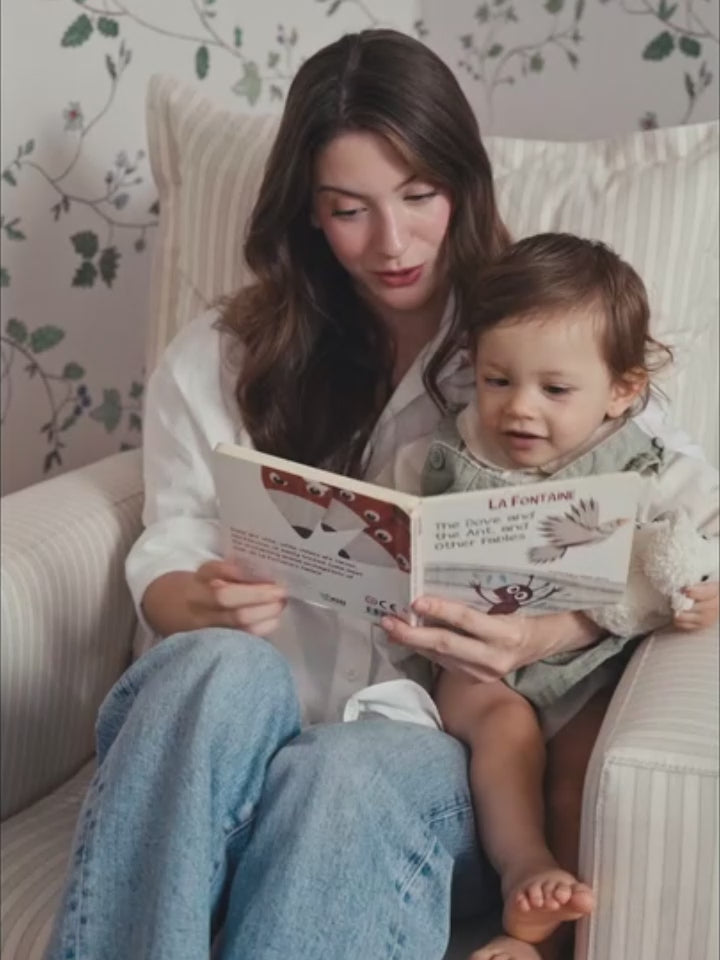 The Dusk Swivel Glider